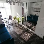 новобудова сам центр вул шевченка 60 оперний 10хв Apartment Lviv