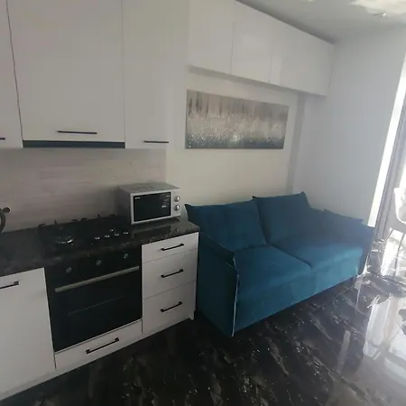 новобудова сам центр вул шевченка 60 оперний 10хв Apartment
